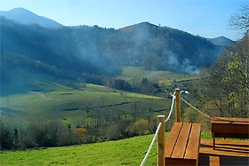 La vue au sud-ouest depuis la terrasse